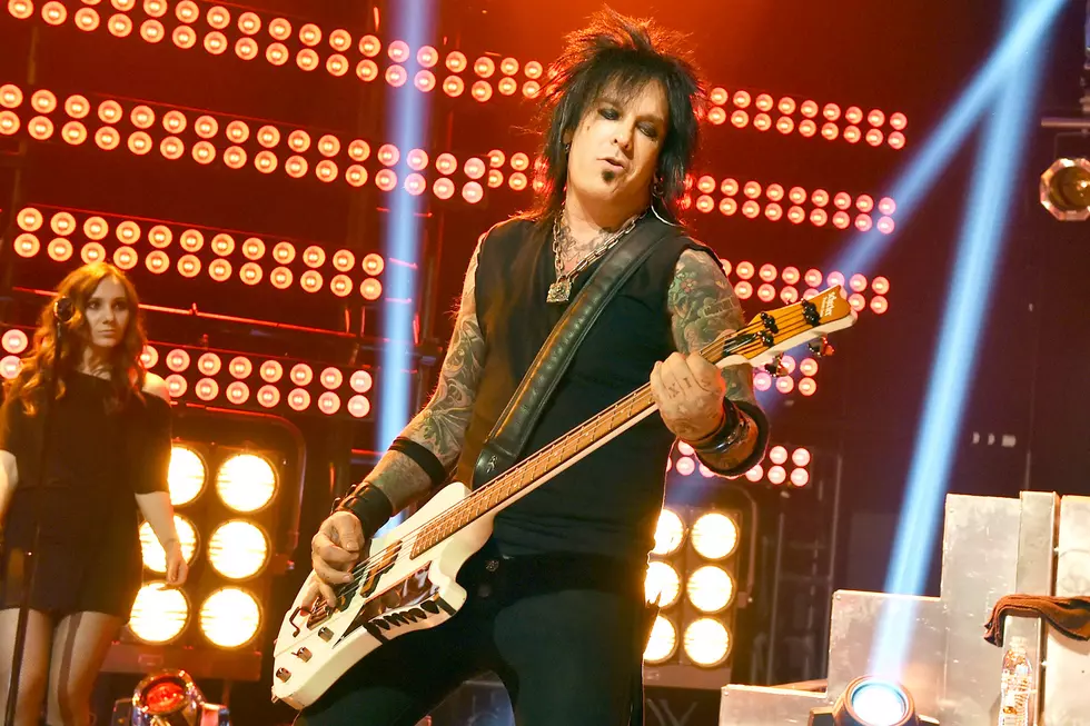Nikki Sixx Reveals Shoulder Surgery